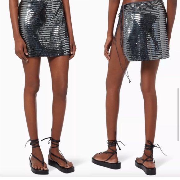 Black and Silver Sequin Skirt - Picture 2 of 4